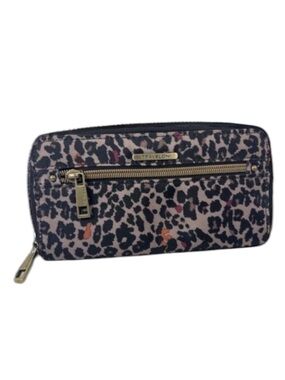 Travelon Safw RFID Blocking Nylon Leopard Print Wallet